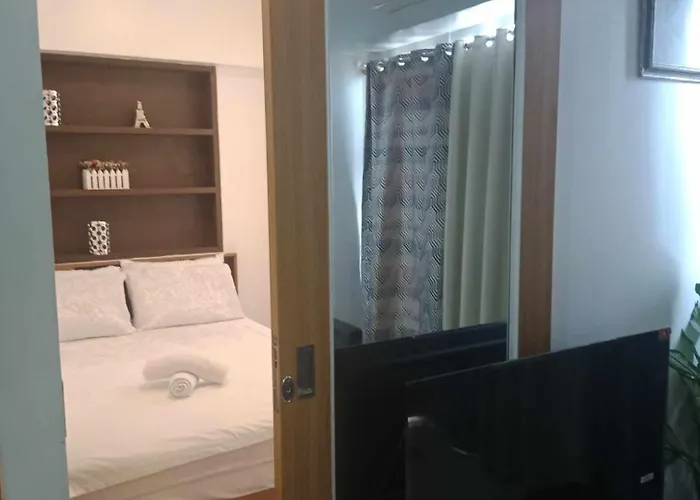 1633 Pool View 2br * Manila