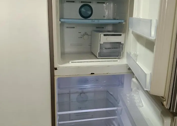 1633 Pool View 2br Apartment